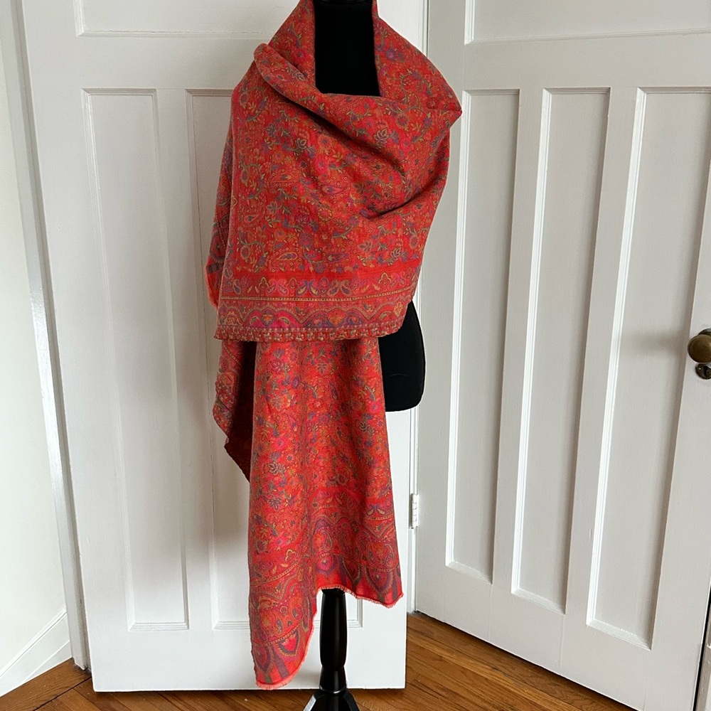 Stunning Oversized Shawl Wrap